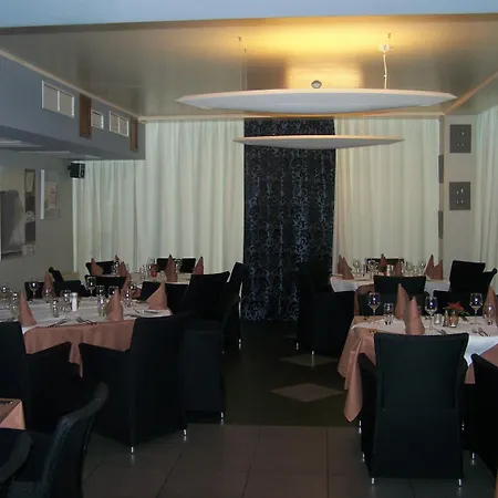 Отель Les Mignees