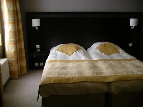 호텔 Les Mignees 3*